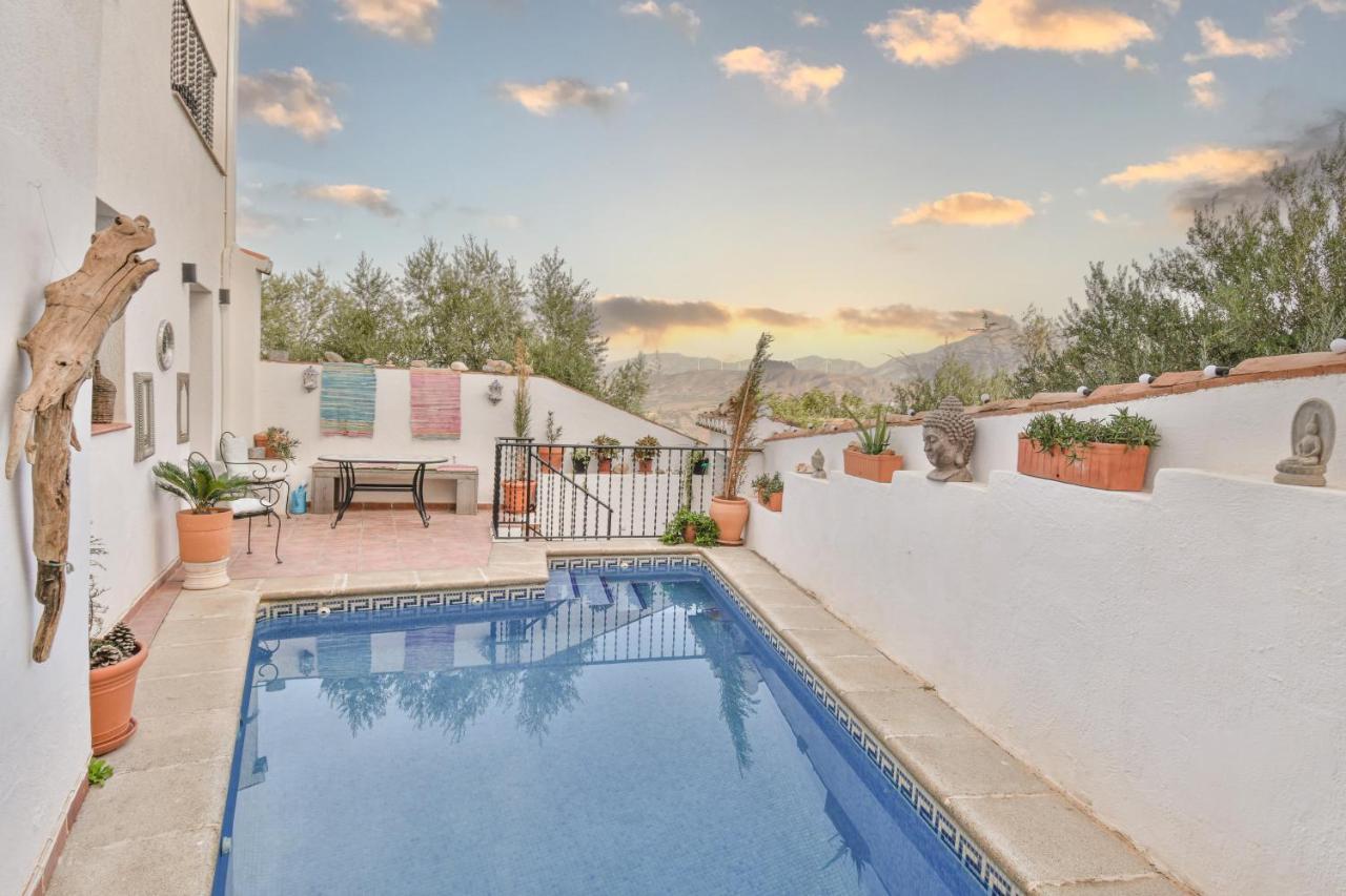 Casa Sol Y Aire - Vakantievilla In Dorp Met Prive Zwembad Pinos del Valle Exterior foto